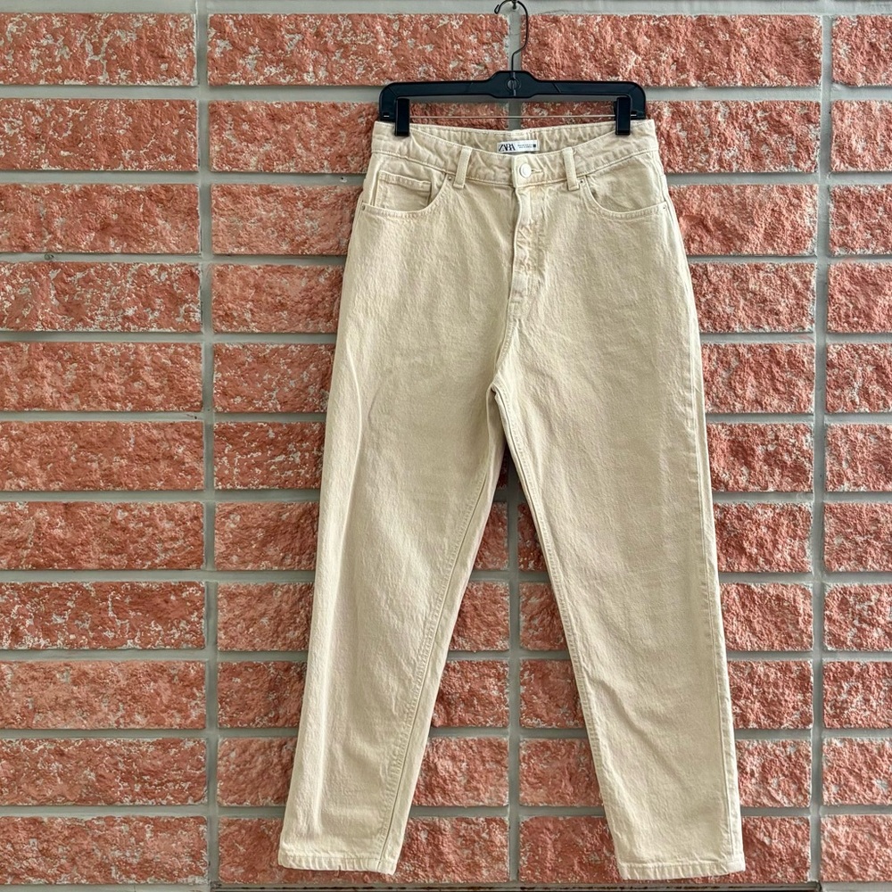Zara Cream High-Waisted Jeans
